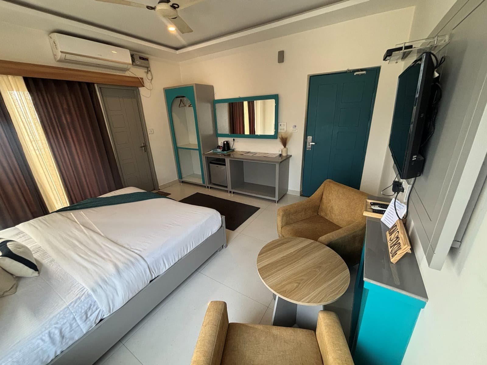 The Executive Room at Aroma Cafe Hotel, Rishikesh