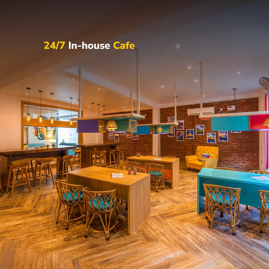 The 24/7 in-house café at goSTOPS Rishikesh, Lakshman Jhula