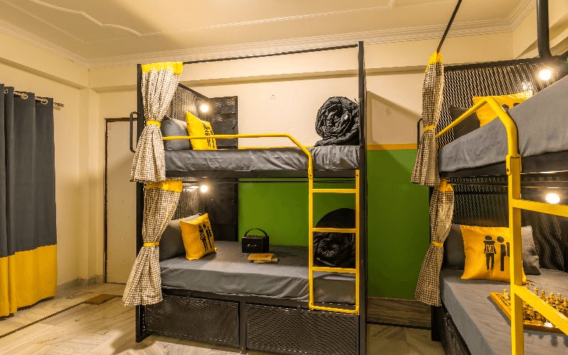 Inside the AC 8-Bed Mixed Dorm at The Hosteller Rishikesh, Laxman Jhula