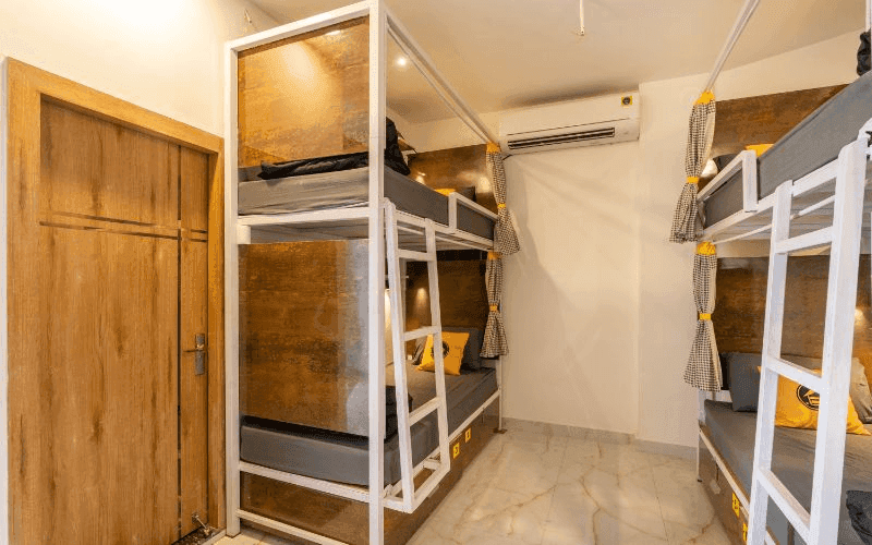 Inside the AC 6-Bed Female Dorm at The Hosteller Rishikesh, Upper Tapovan