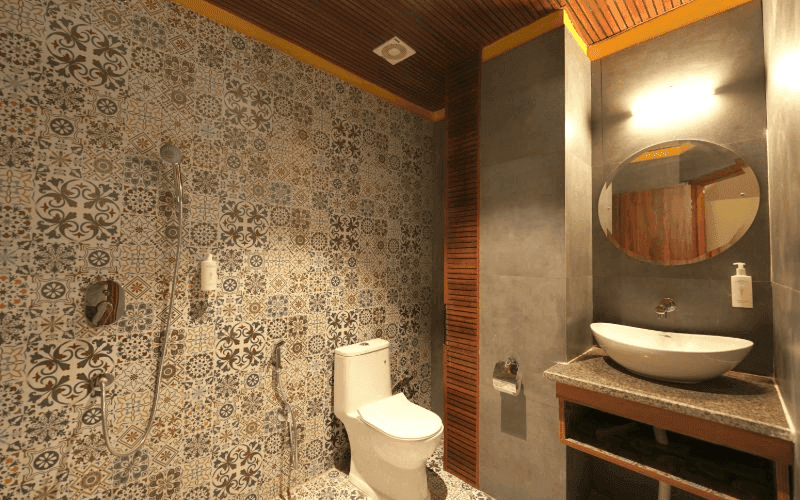 En-suite bathroom for the AC 8-Bed Dorm — Balcony at The Hosteller Rishikesh, Upper Tapovan